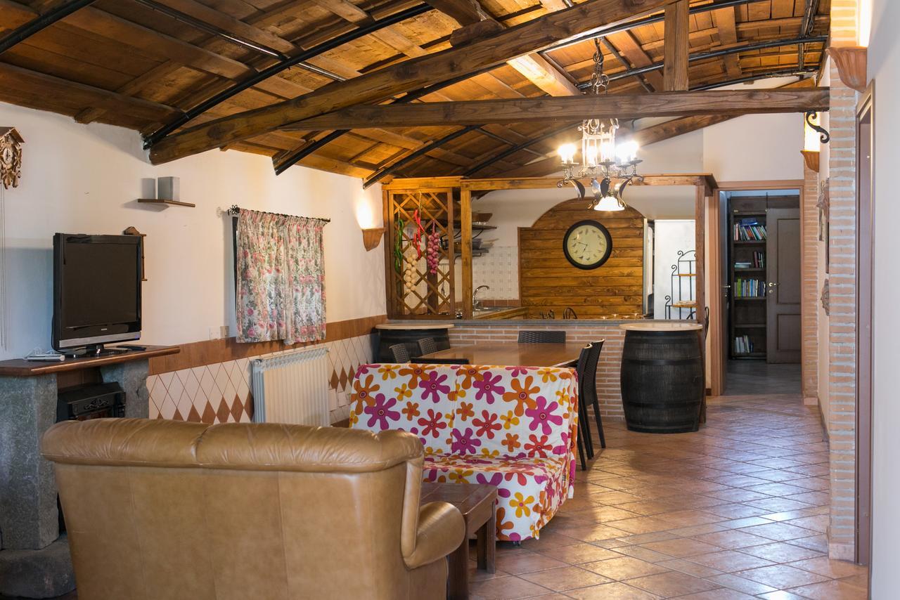 Country Apartments Castel di Decima Eksteriør bilde